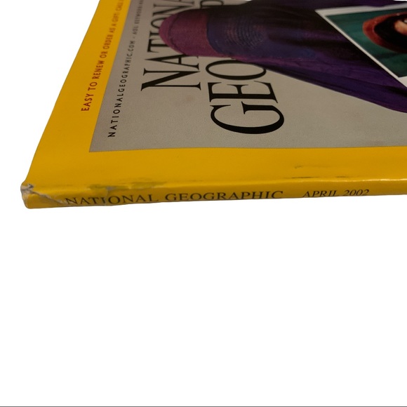 Vintage Afghan Girl FOUND National Geographic Magazine April 2002 - Picture 3 of 3